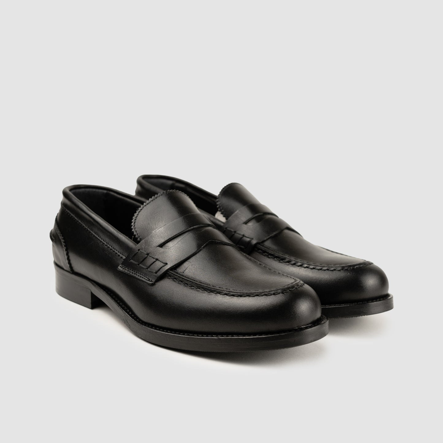 Mocassino Pelle Vitello Nero Fondo Cuoio