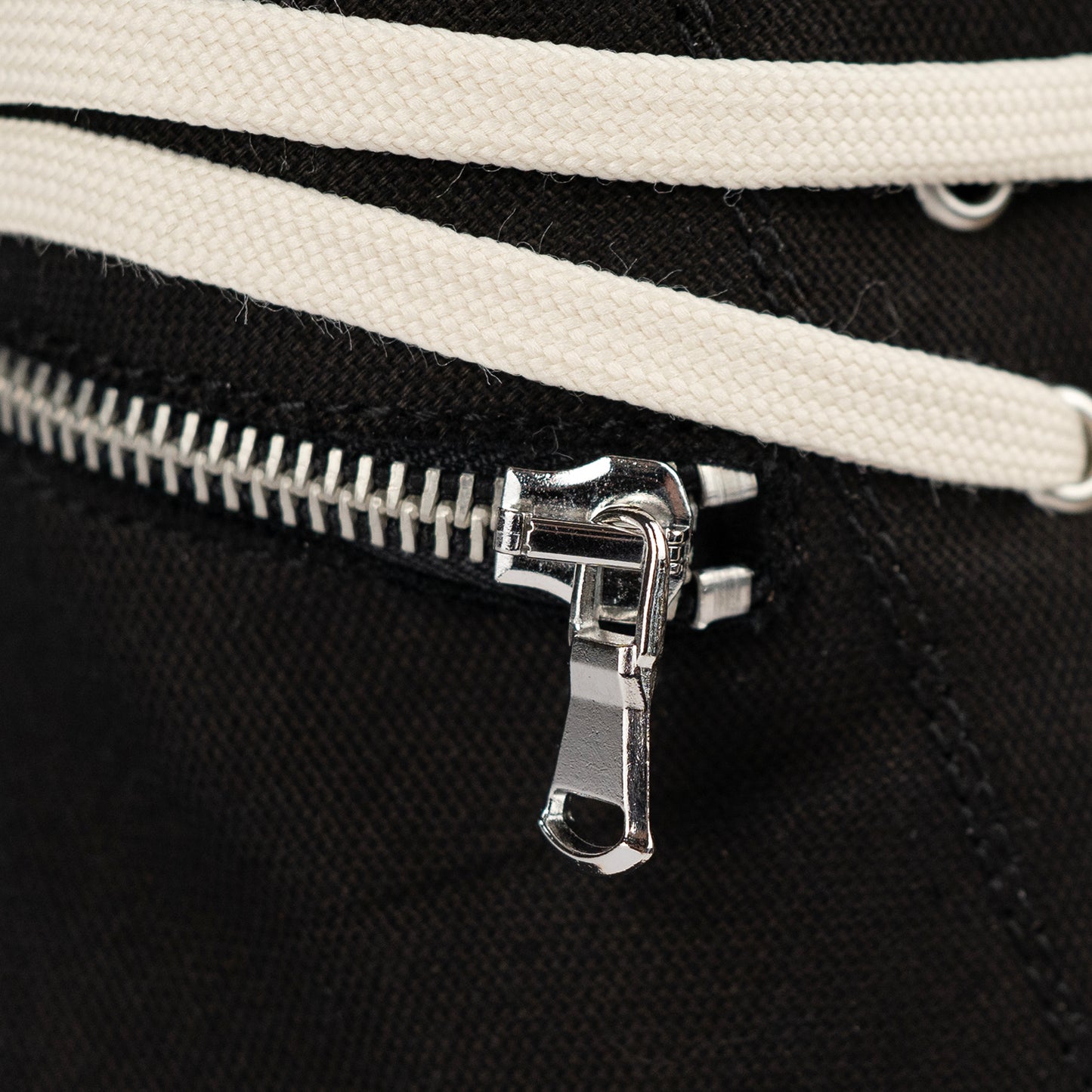 Panama Tela Zip