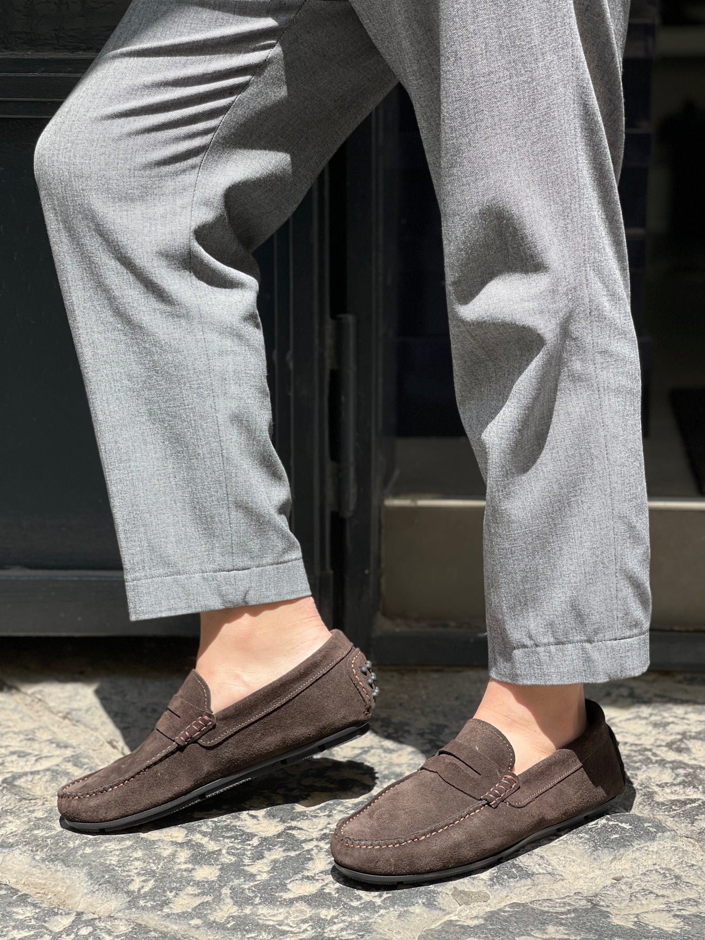 Capri moccasin in dark brown suede