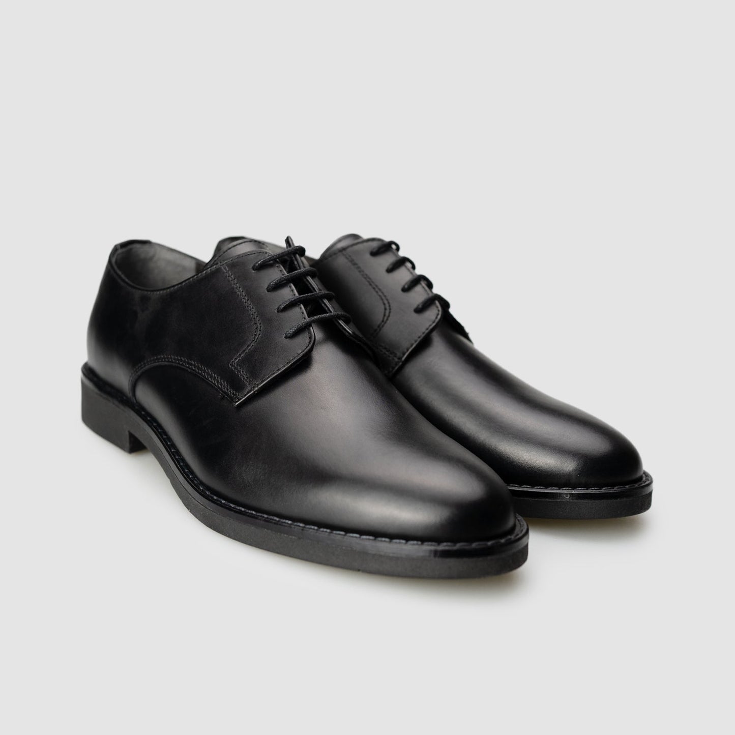 Derby 014 Black Calfskin Rubber Bottom